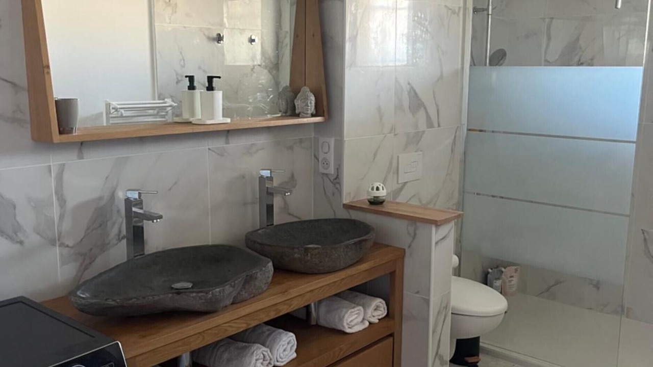 Photo of Bathroom in Vic-la-Gardiole