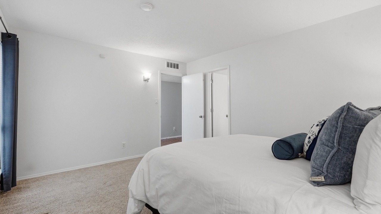 Photo of Bedroom in Northeast Heights