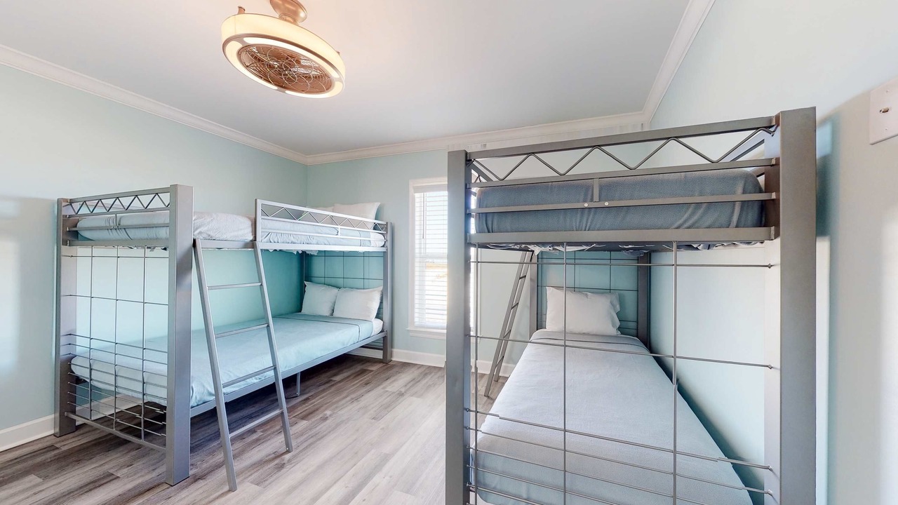 Photo of Bedroom in Dauphin Island