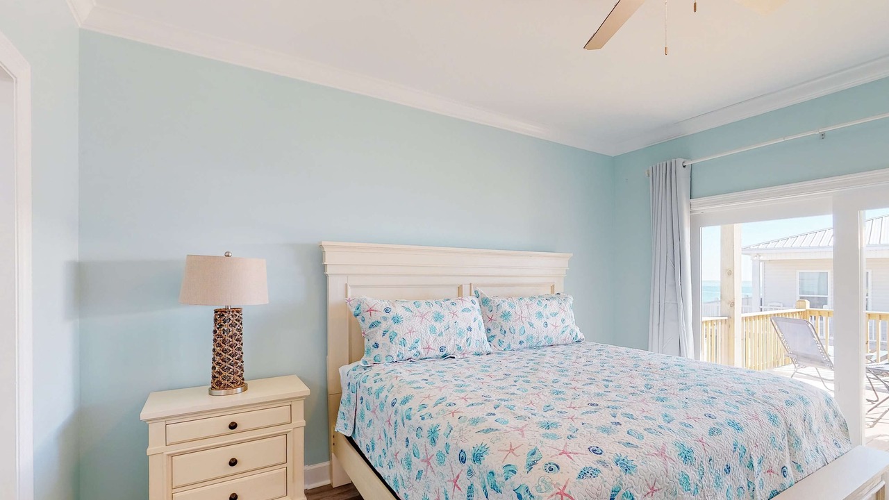 Photo of Bedroom in Dauphin Island