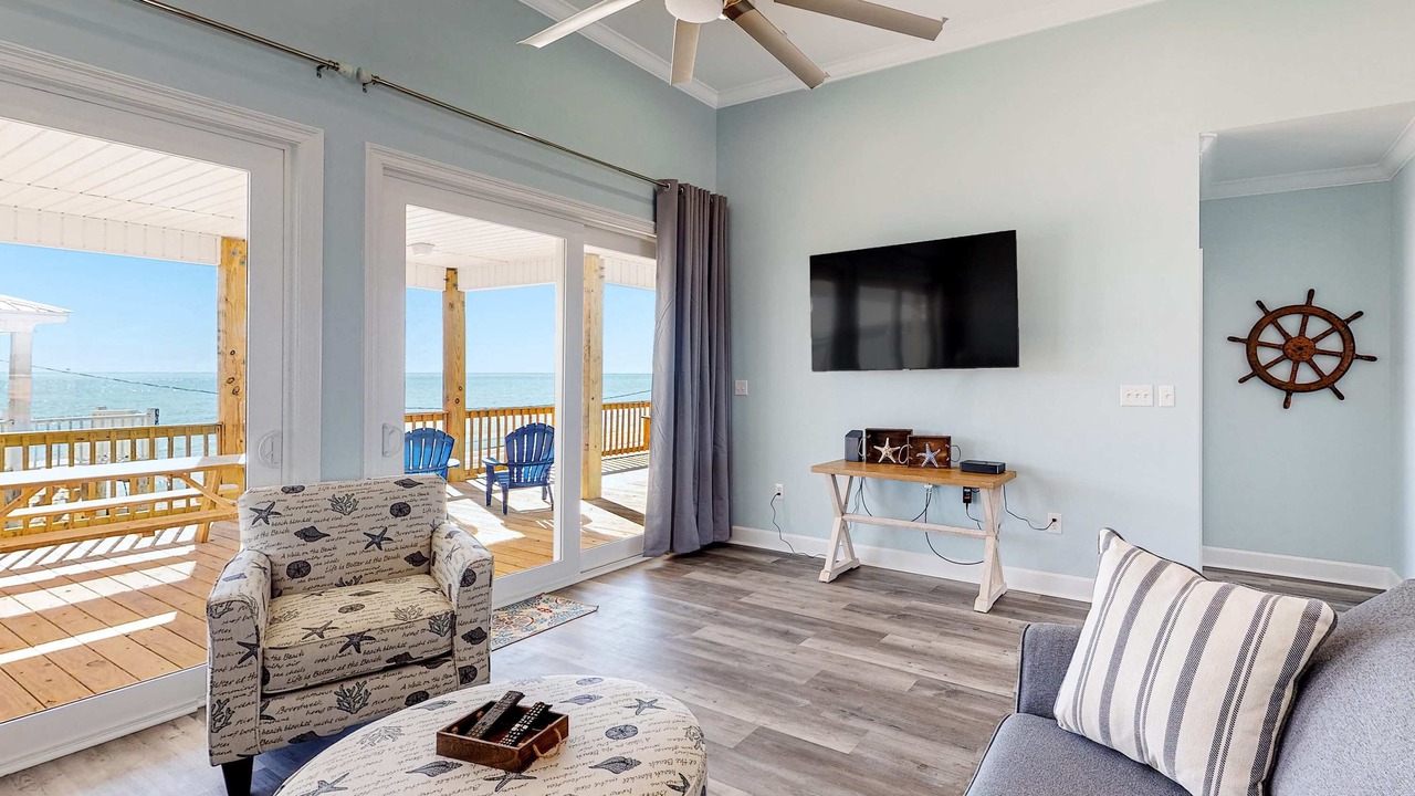 Photo of Livingroom in Dauphin Island