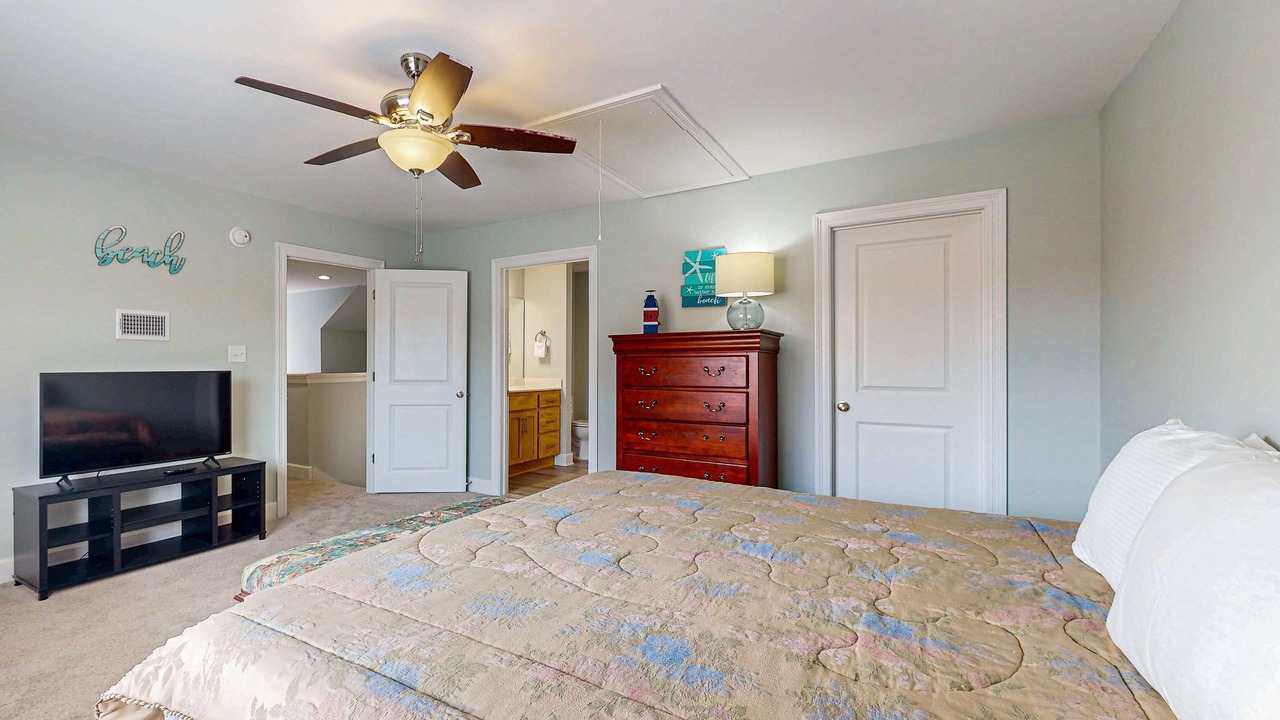 Photo of Bedroom in Audubon Place