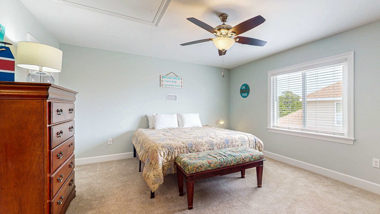 Photo of Bedroom in Audubon Place