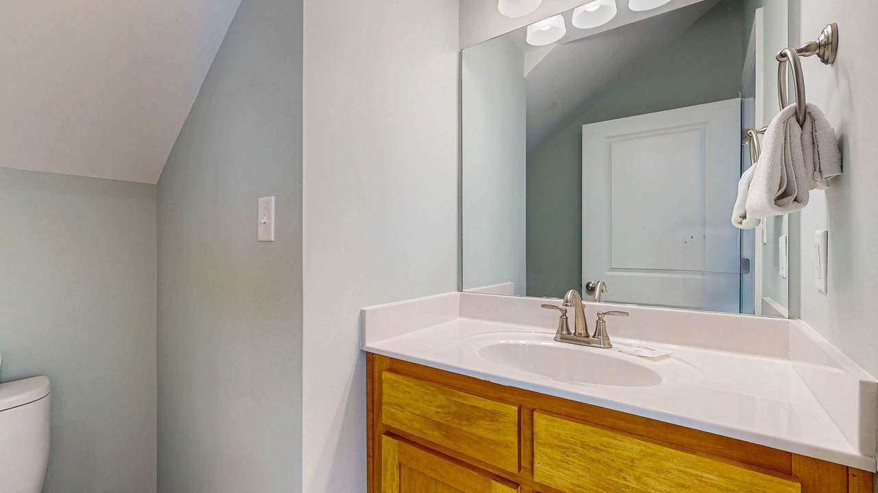 Photo of Bathroom in Audubon Place
