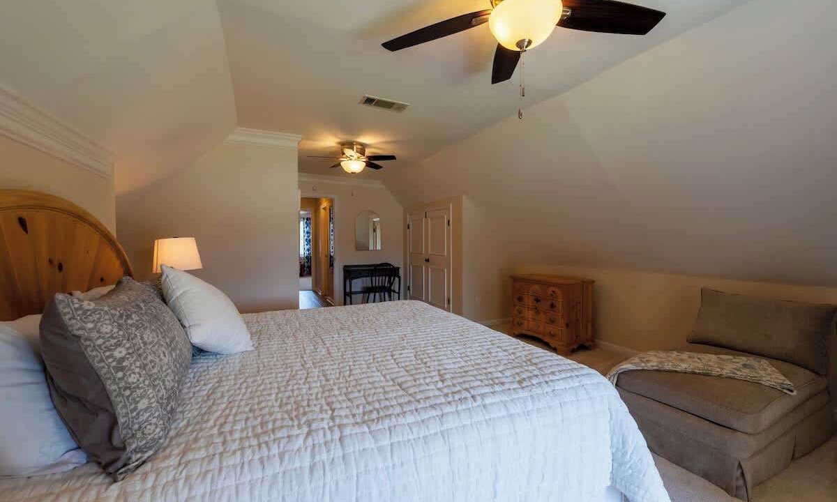 Photo of Bedroom in Lake Oconee