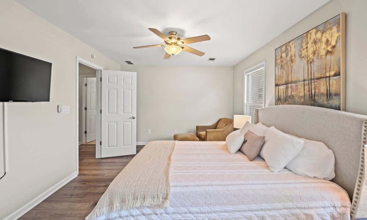Photo of Bedroom in Lake Oconee