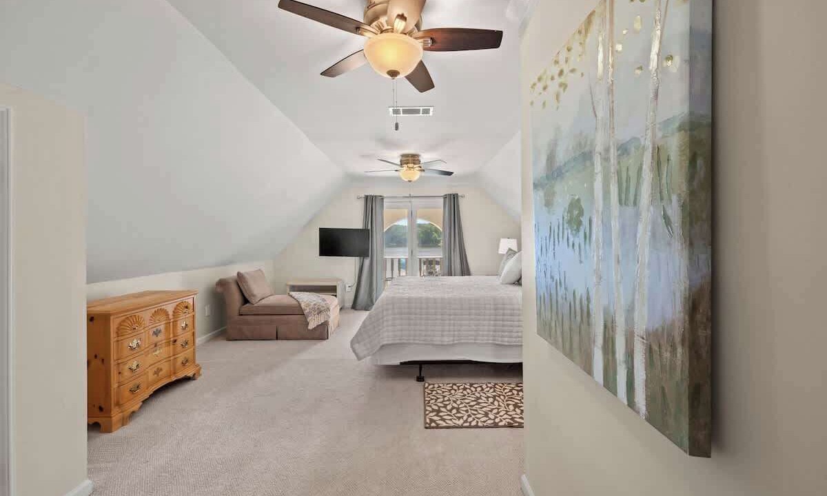 Photo of Bedroom in Lake Oconee