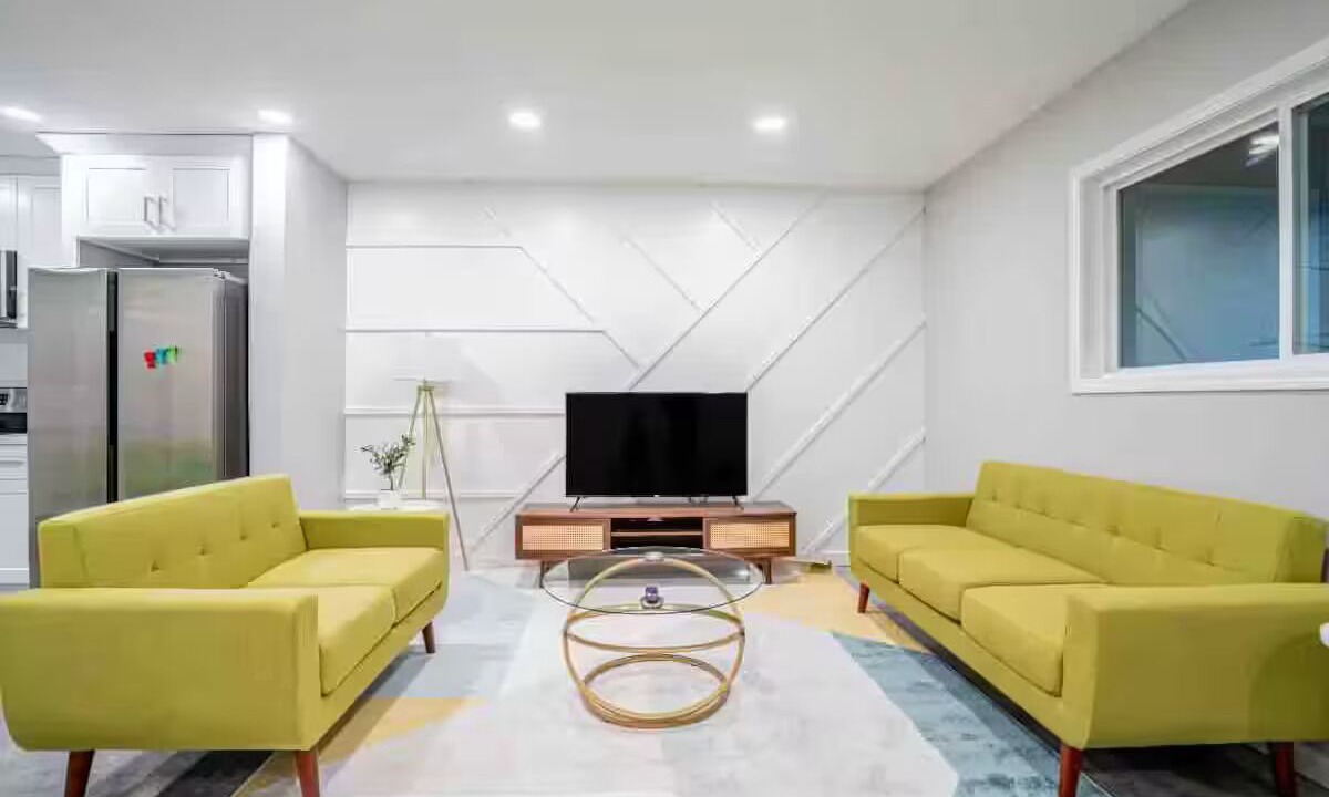 Photo of Livingroom in Freetown - Port Rico