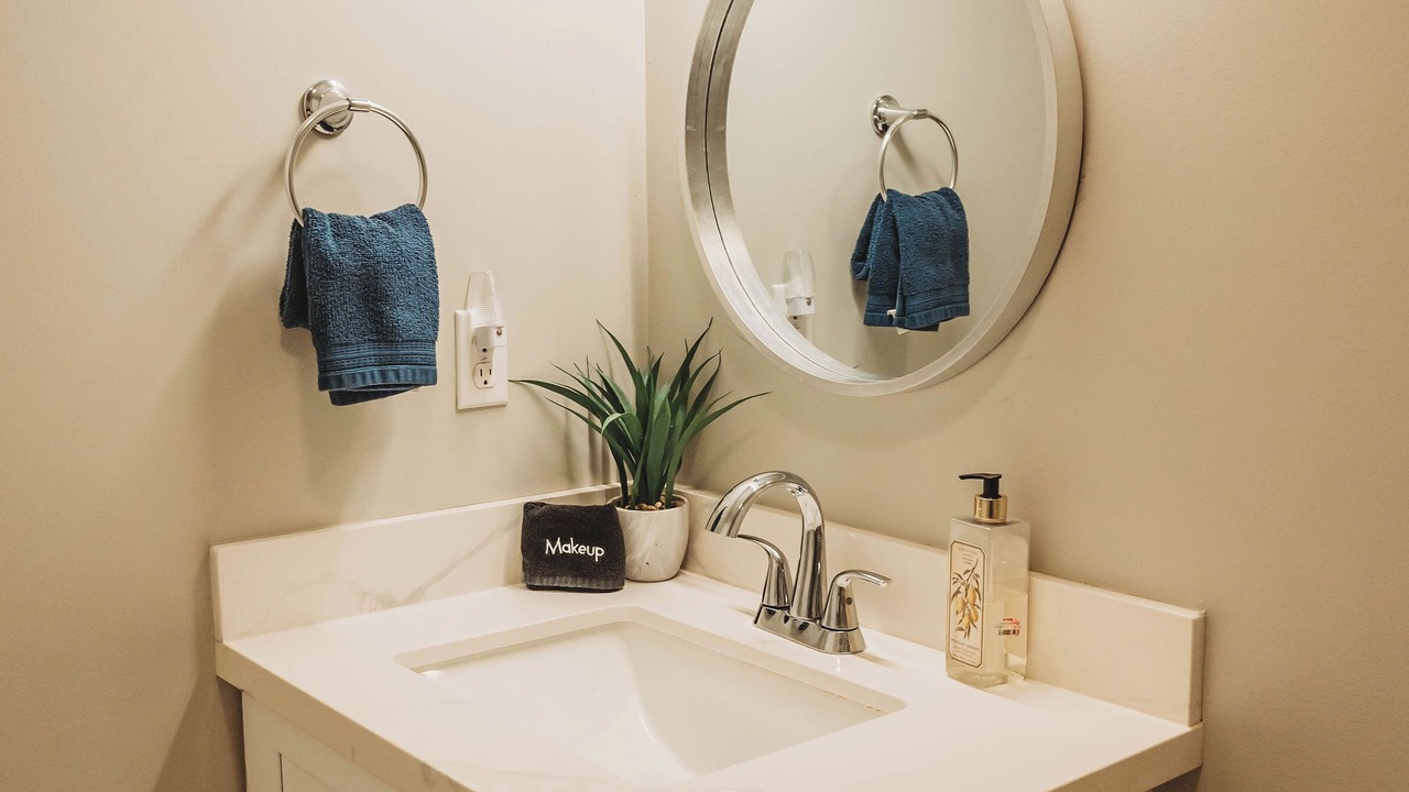 Photo of Bathroom in Freetown - Port Rico