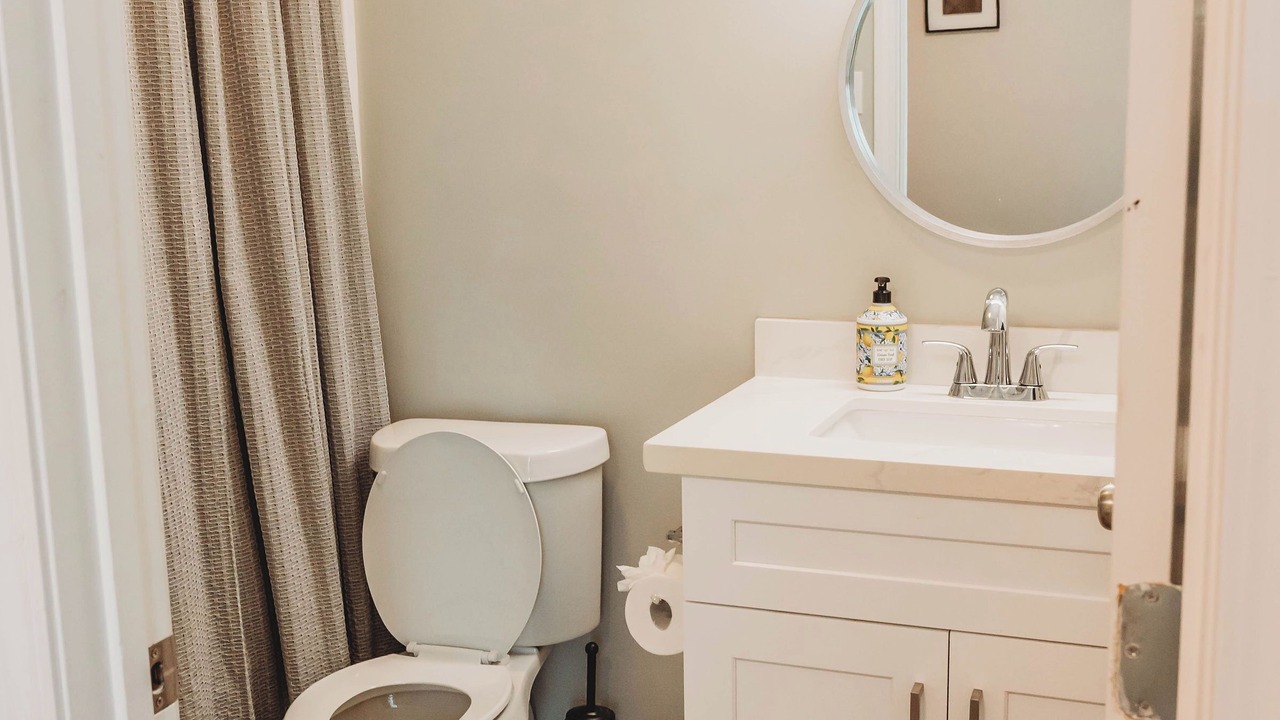 Photo of Bathroom in Freetown - Port Rico