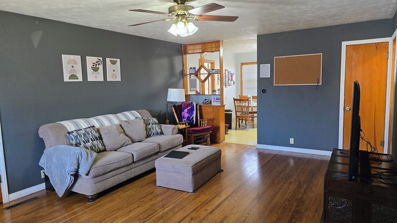 Photo of Livingroom in Great Bend