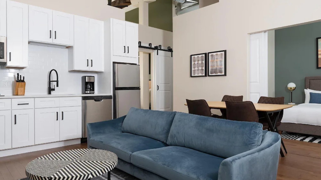 Photo of Bedroom in The Loop