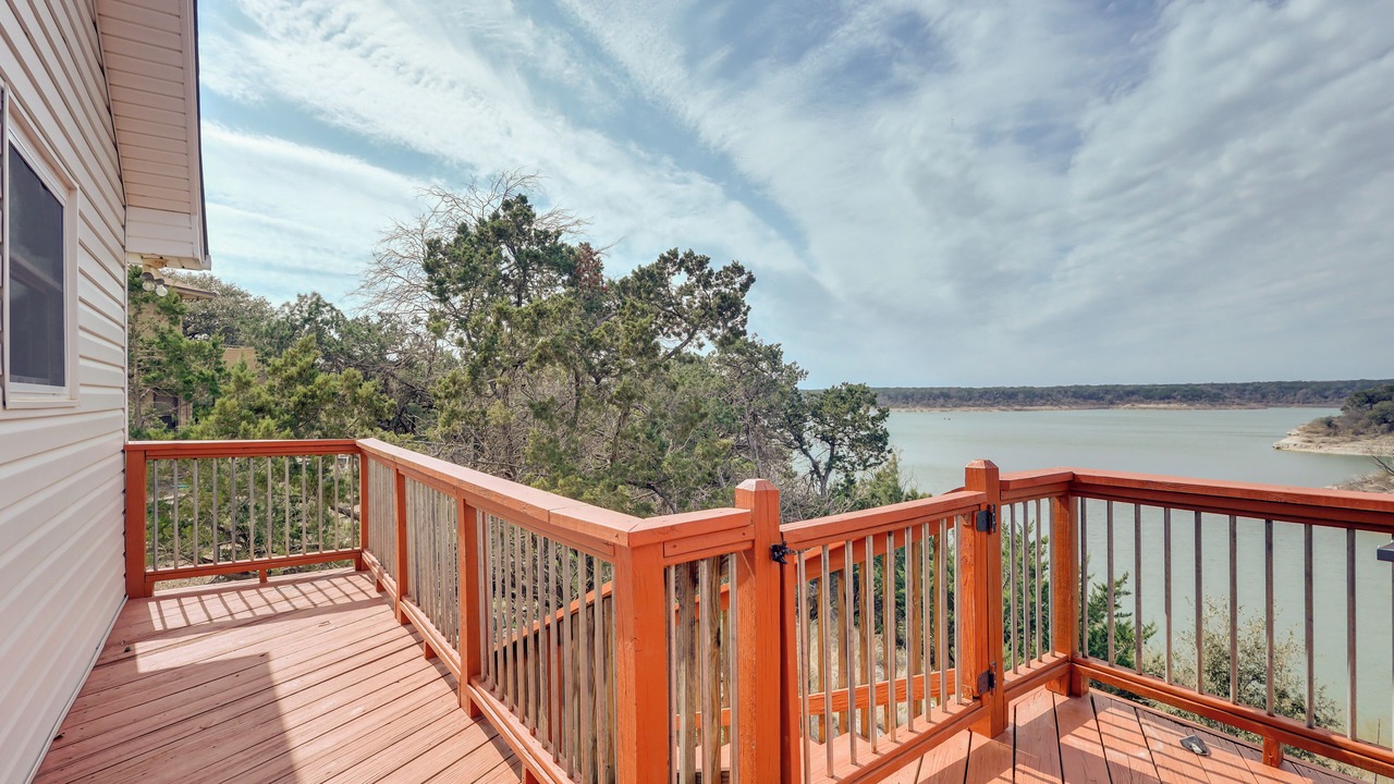 Photo of Patio Balcony in Morgans Point Resort