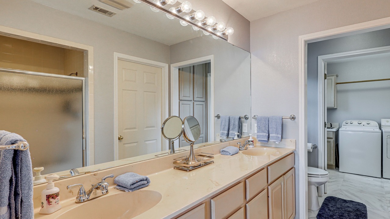 Photo of Bathroom in Morgans Point Resort