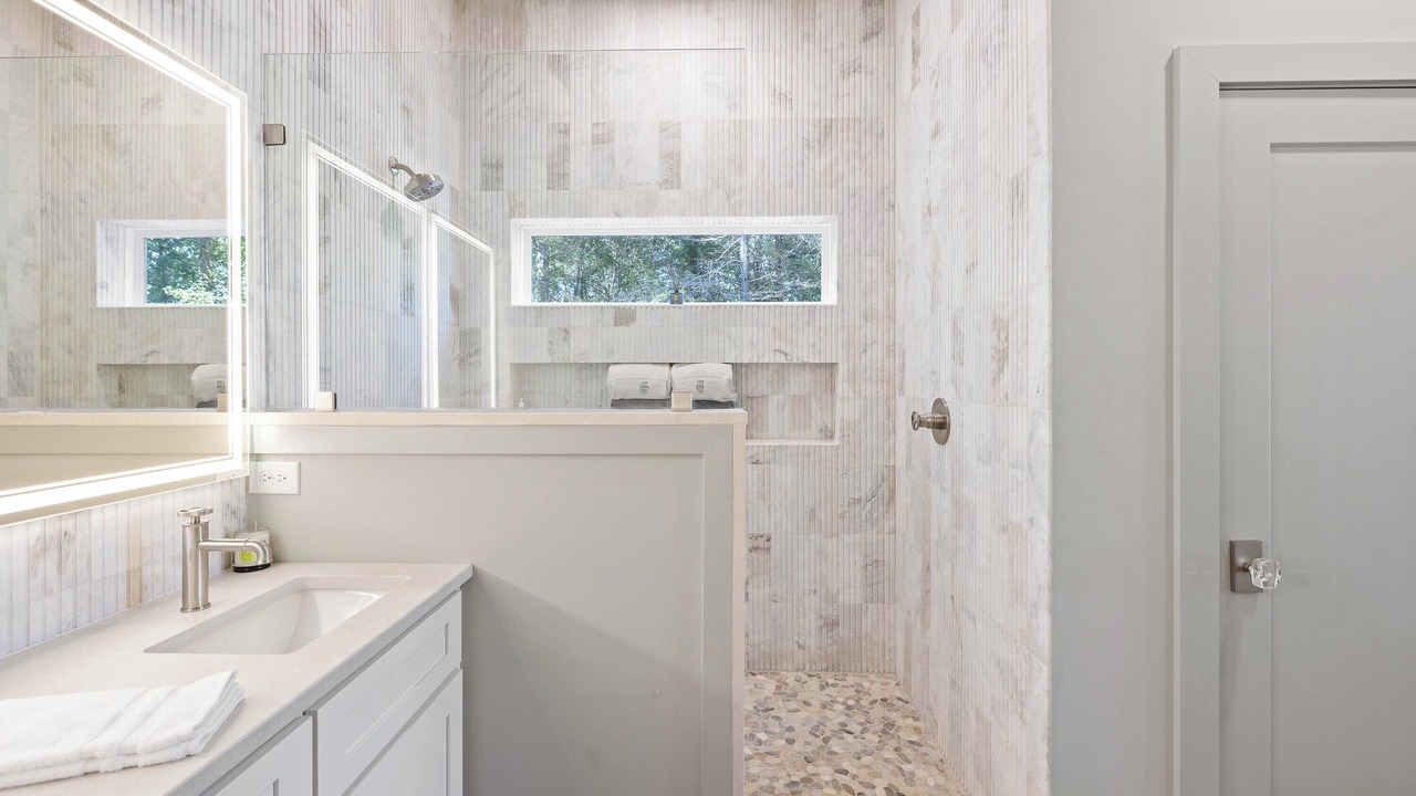 Photo of Bathroom in Lake Oconee