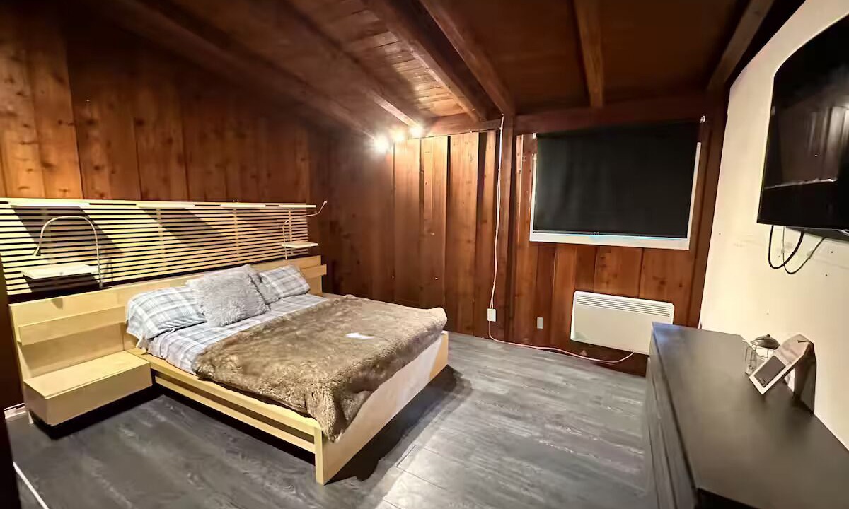Photo of Bedroom in Sainte-Marthe-sur-le-Lac