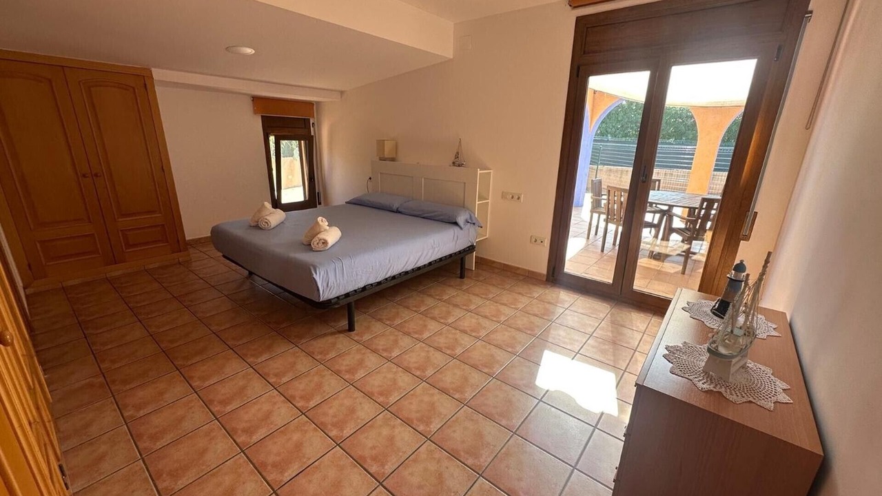 Photo of Bedroom in Pals