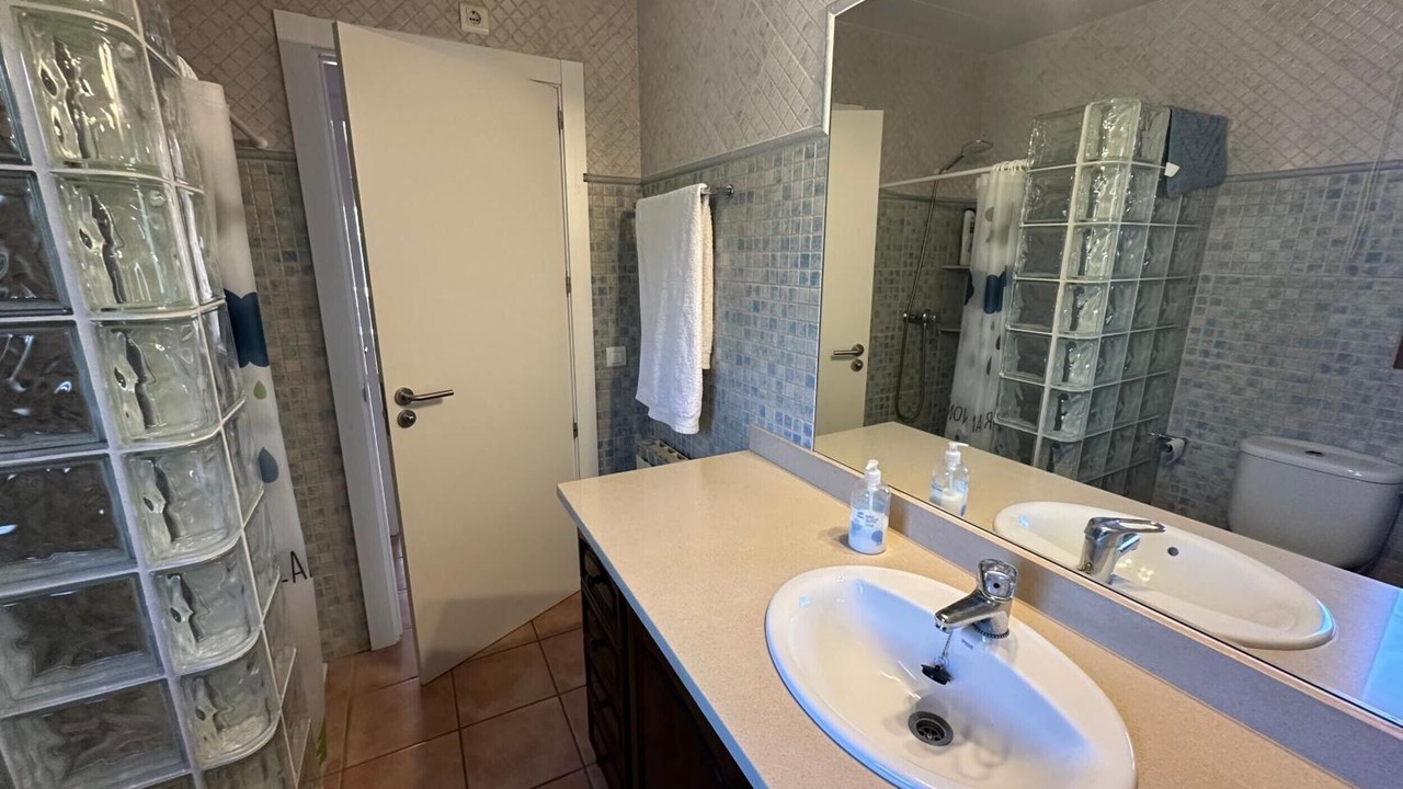 Photo of Bathroom in Pals