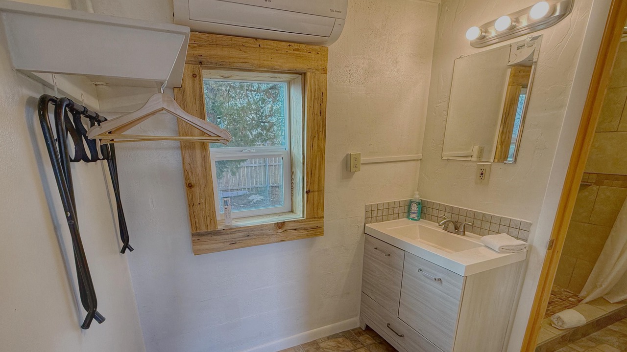 Photo of Bathroom in Bluff