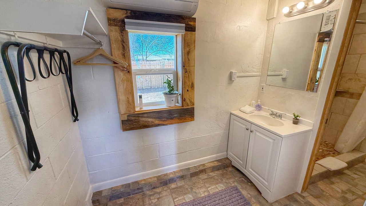 Photo of Bathroom in Bluff