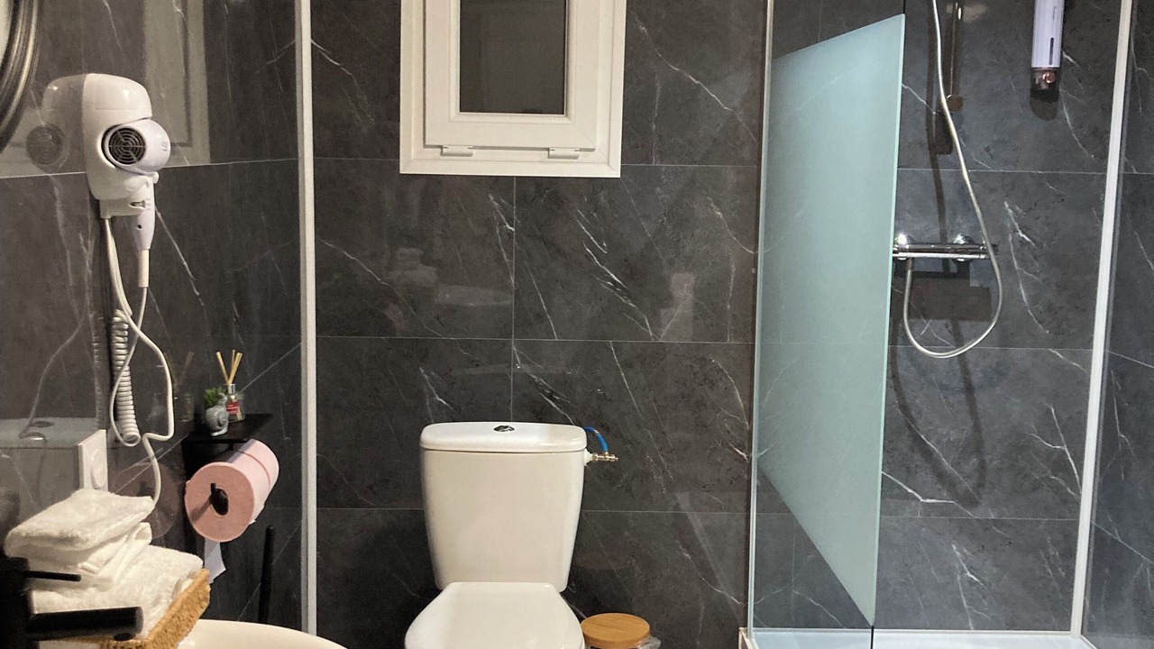 Photo of Bathroom in Allouagne