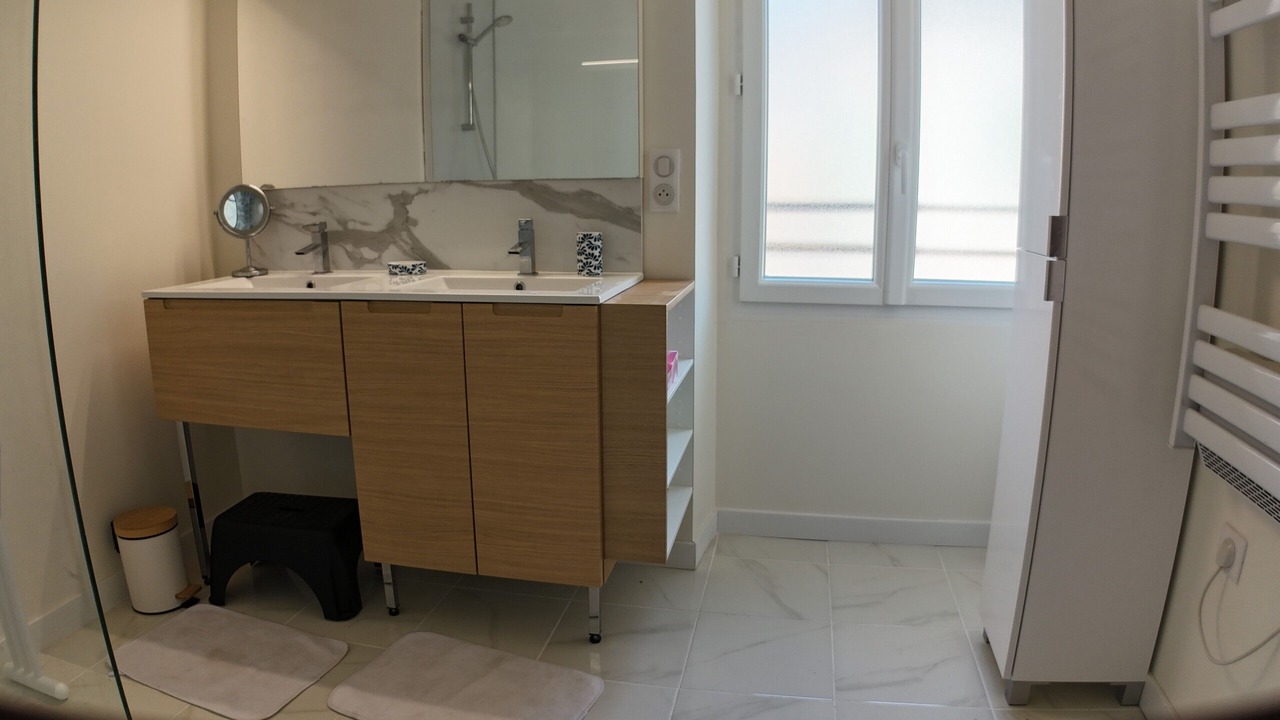 Photo of Bathroom in Rayssac