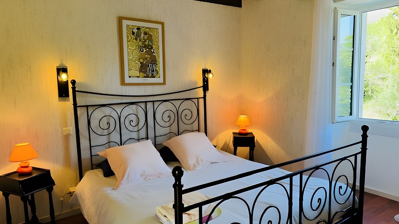 Photo of Bedroom in Les Arques