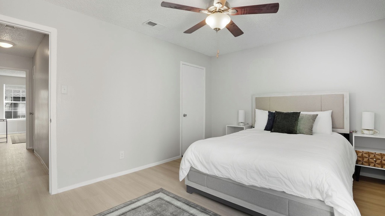 Photo of Bedroom in North San Antonio - SAT