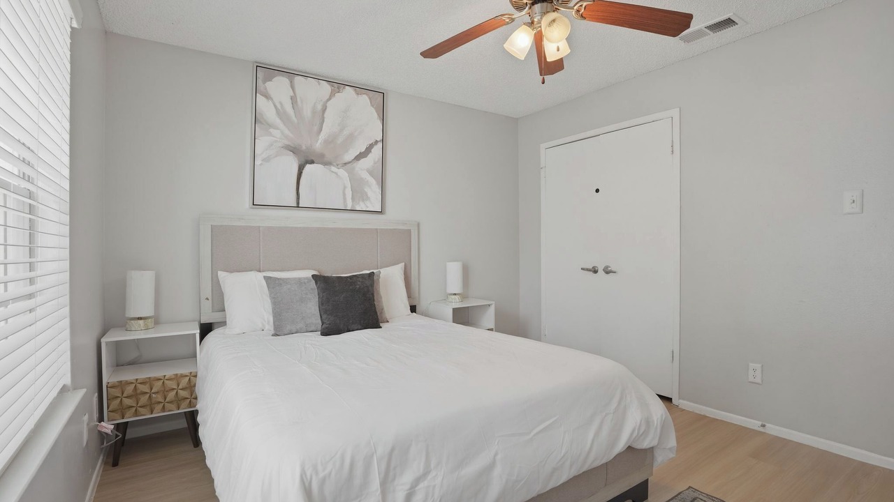 Photo of Bedroom in North San Antonio - SAT