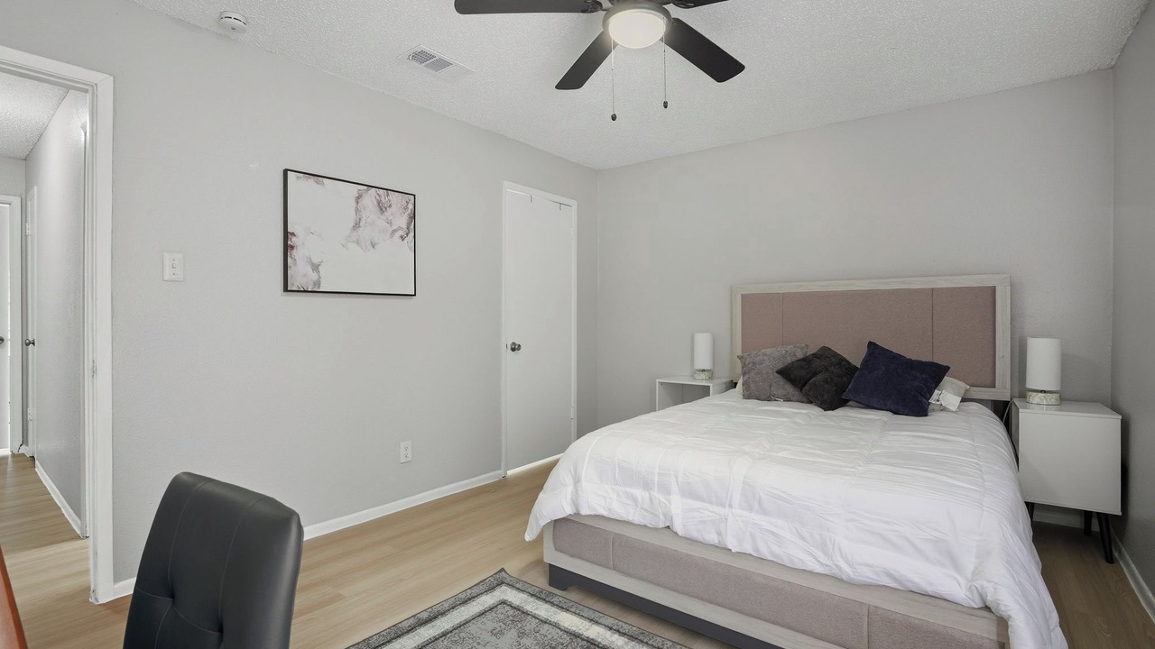Photo of Bedroom in North San Antonio - SAT