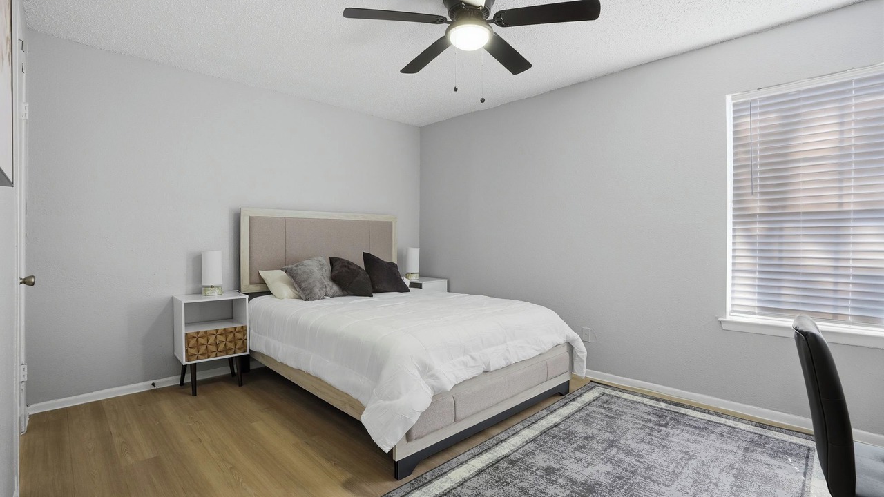 Photo of Bedroom in North San Antonio - SAT