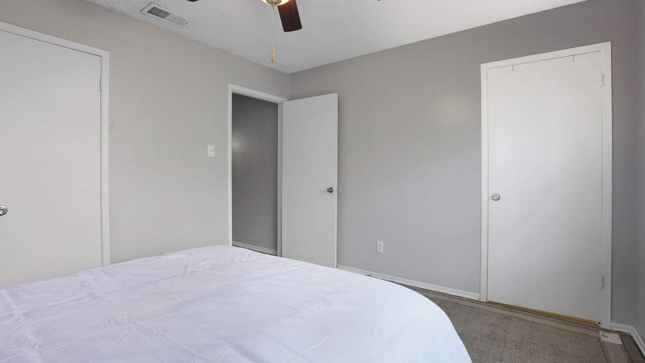 Photo of Bedroom in North San Antonio - SAT