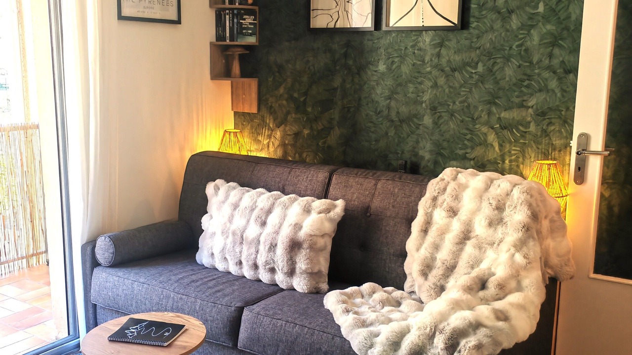 Photo of Livingroom in Savignac-les-Ormeaux