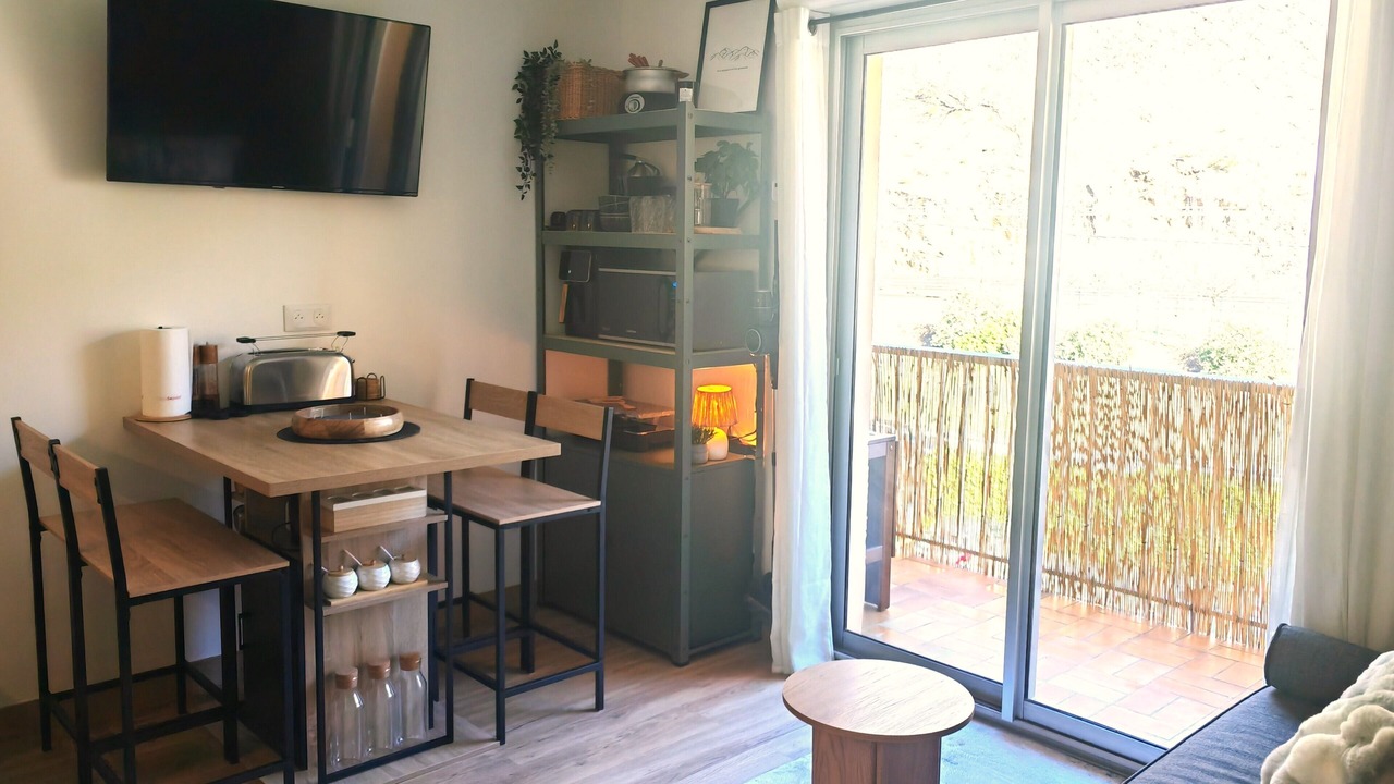 Photo of Livingroom in Savignac-les-Ormeaux