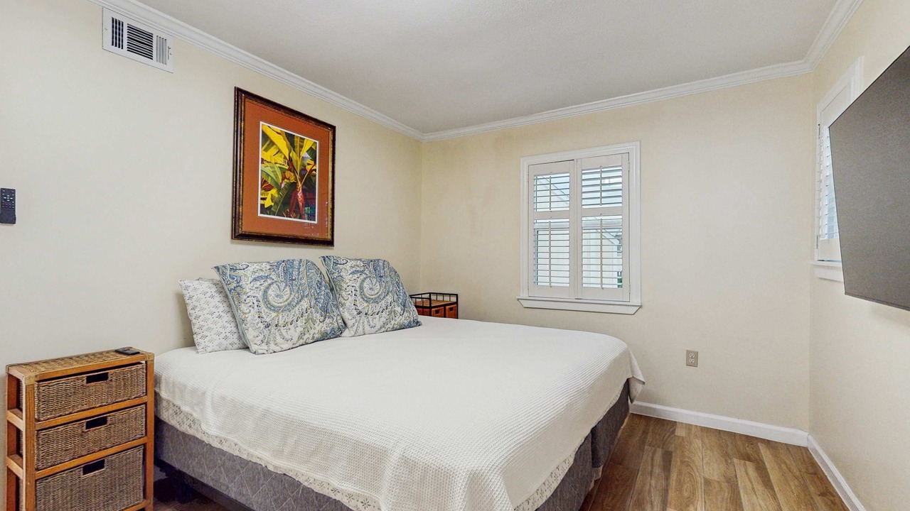 Photo of Bedroom in Holiday Isle