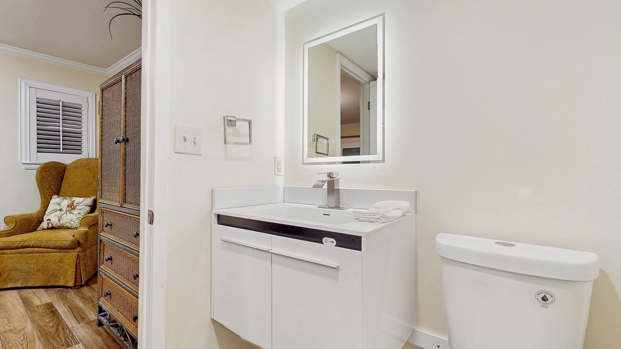 Photo of Bathroom in Holiday Isle