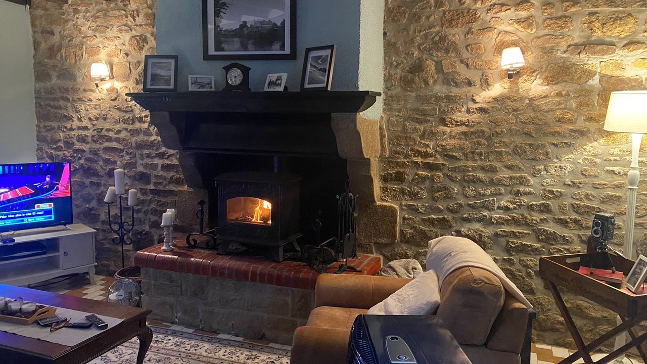 Photo of Livingroom in Carelles