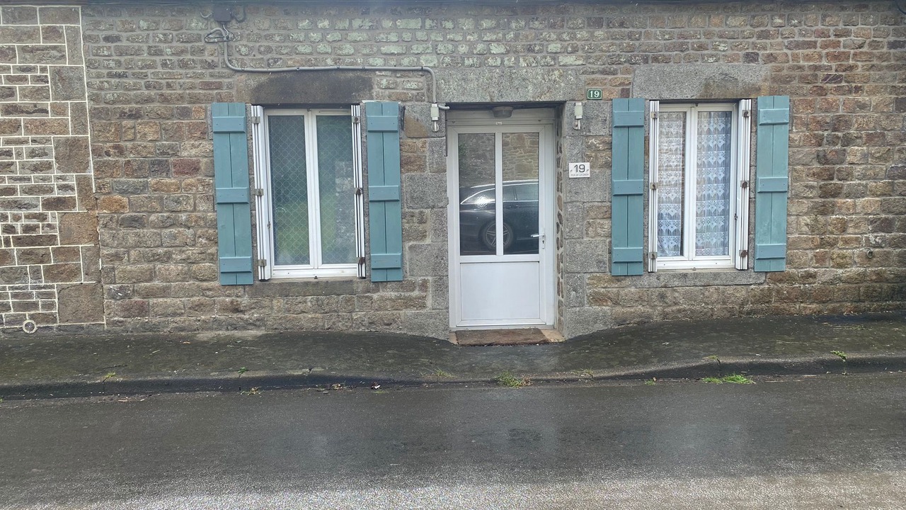 Photo of Outdoor in Carelles