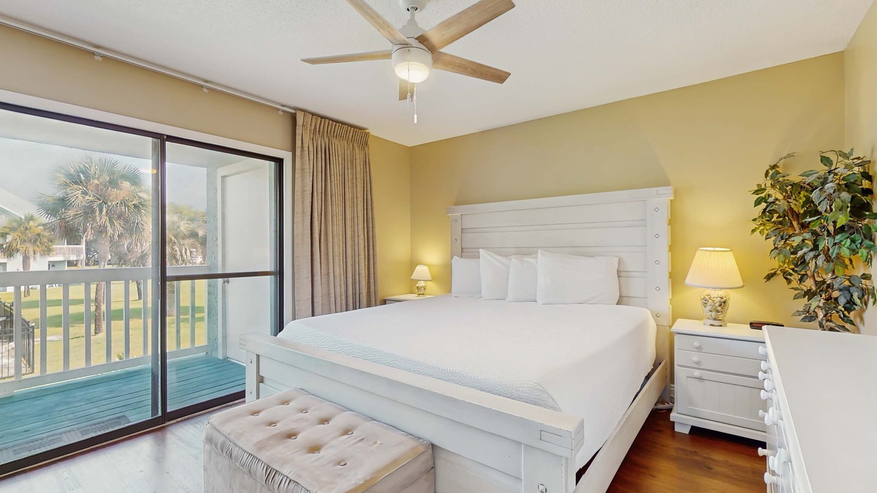 Photo of Bedroom in El Centro Beach