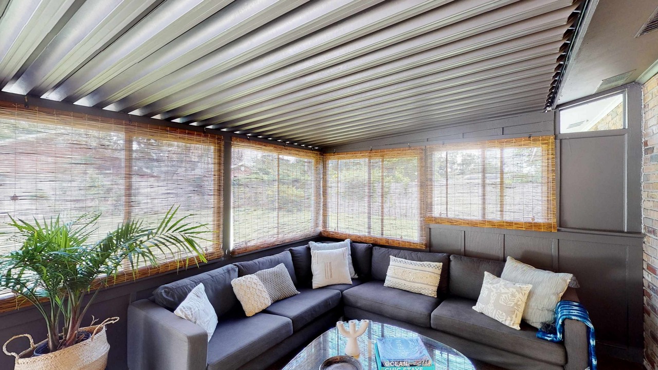 Photo of Livingroom in Pensacola
