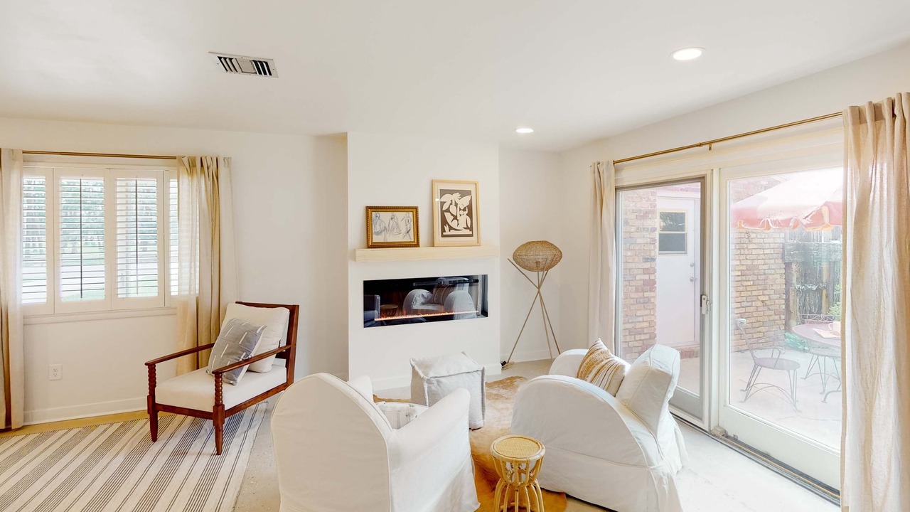 Photo of Livingroom in Pensacola