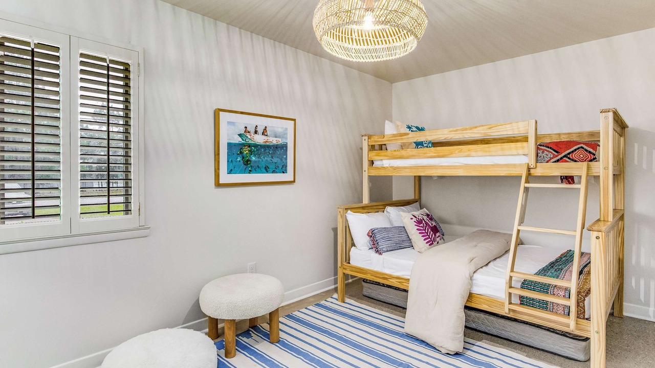 Photo of Bedroom in Pensacola