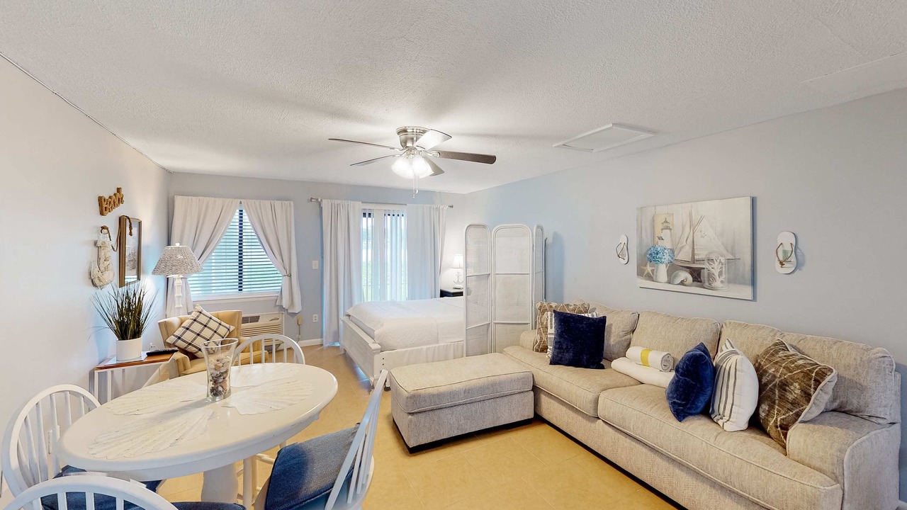 Photo of Livingroom in El Centro Beach