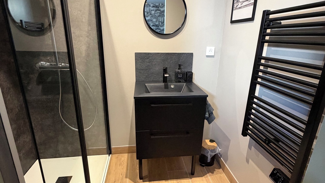 Photo of Bathroom in Vaux-sur-Seulles