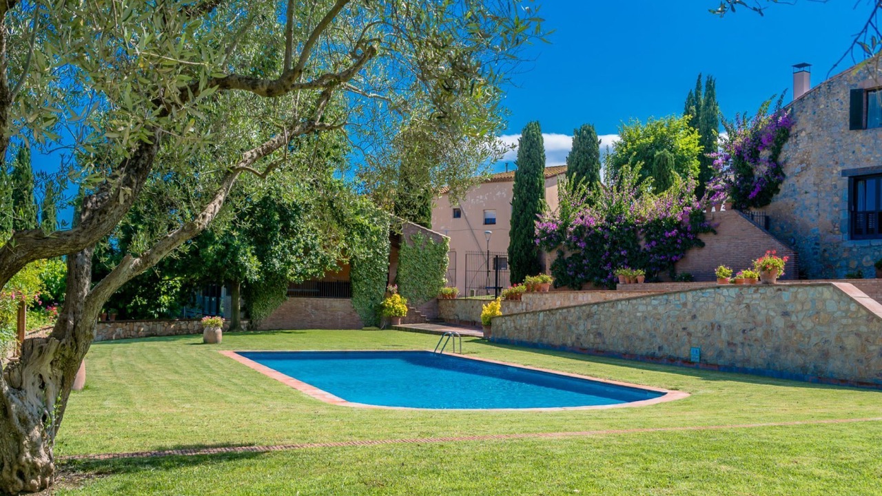 Photo of Outdoor in Albons