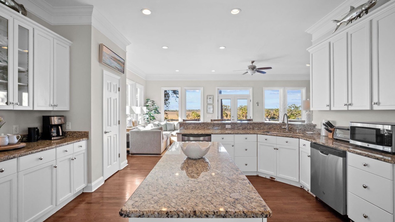 Photo of Livingroom in Sweetgrass
