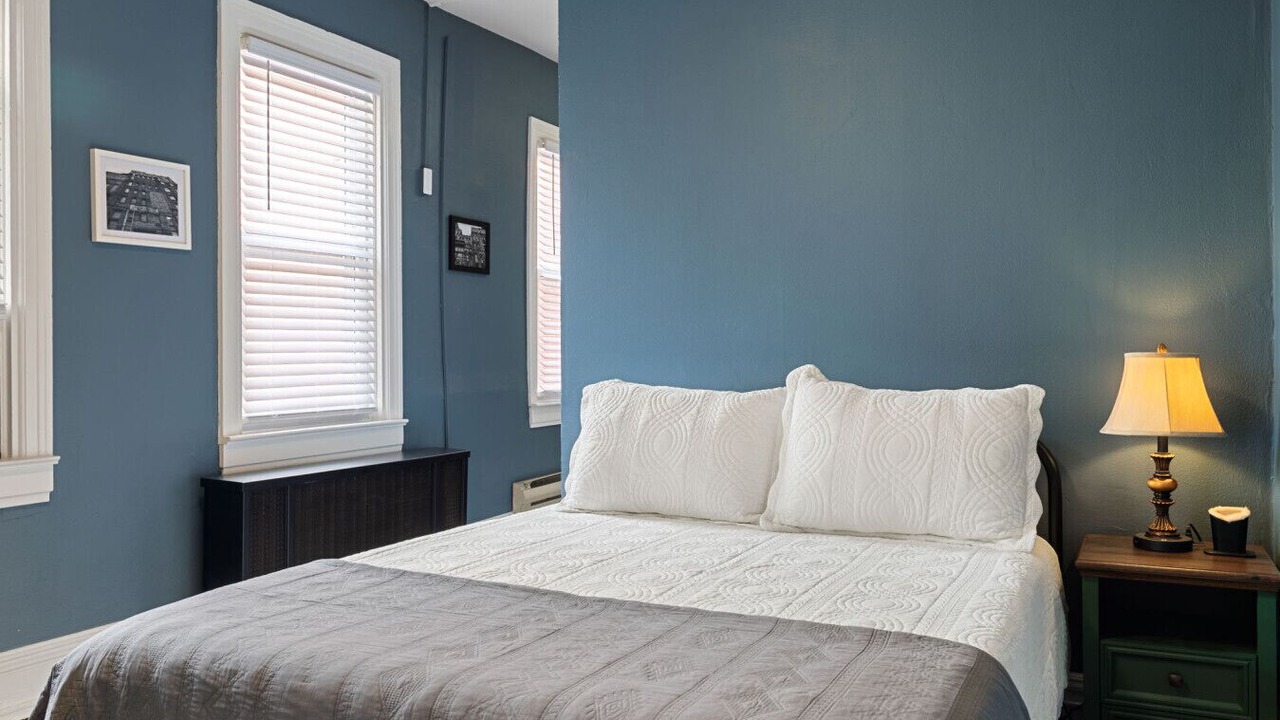 Photo of Bedroom in South Side Flats