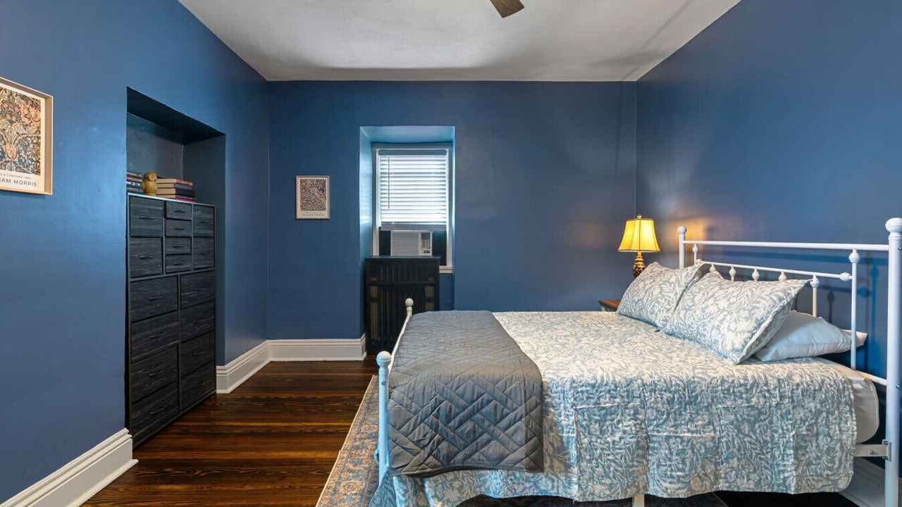 Photo of Bedroom in South Side Flats