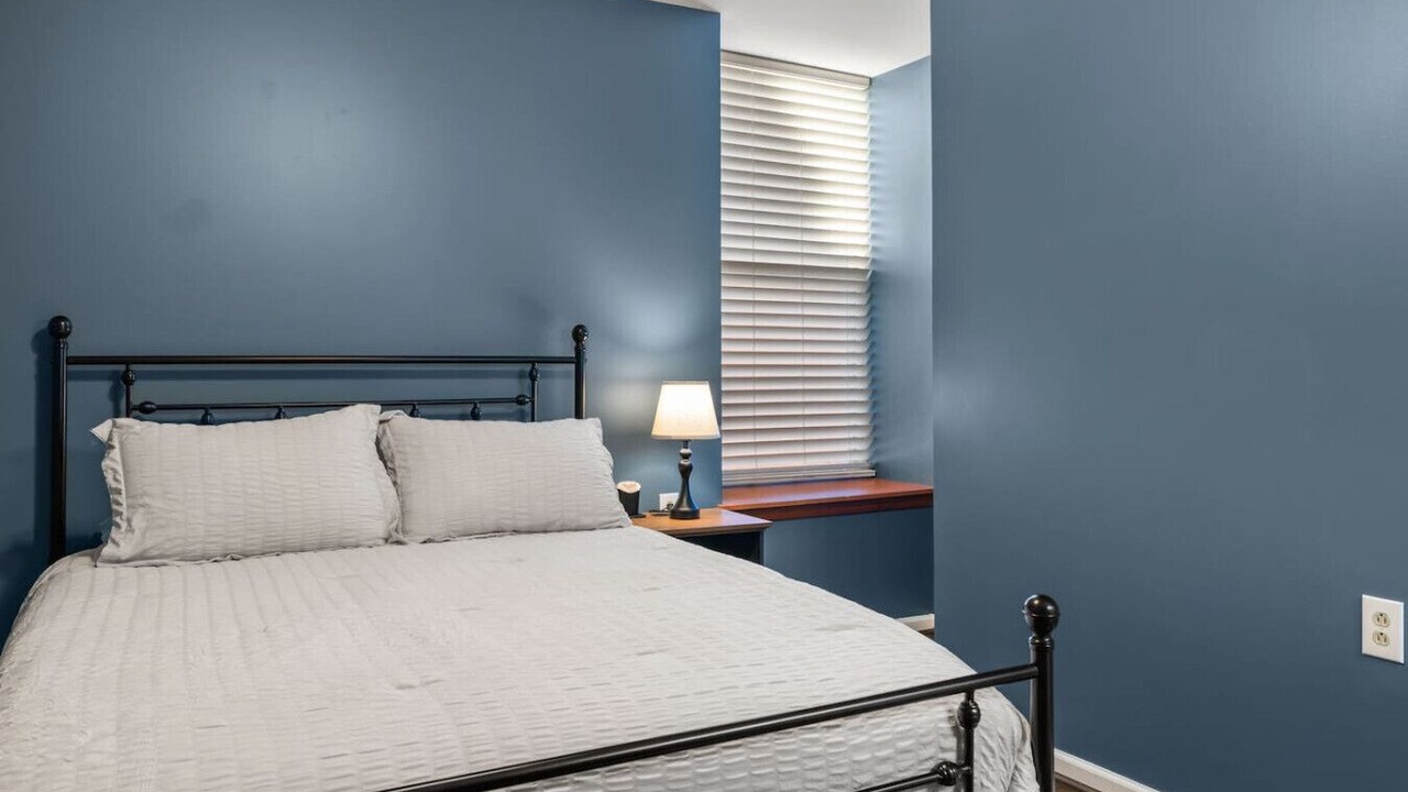 Photo of Bedroom in South Side Flats