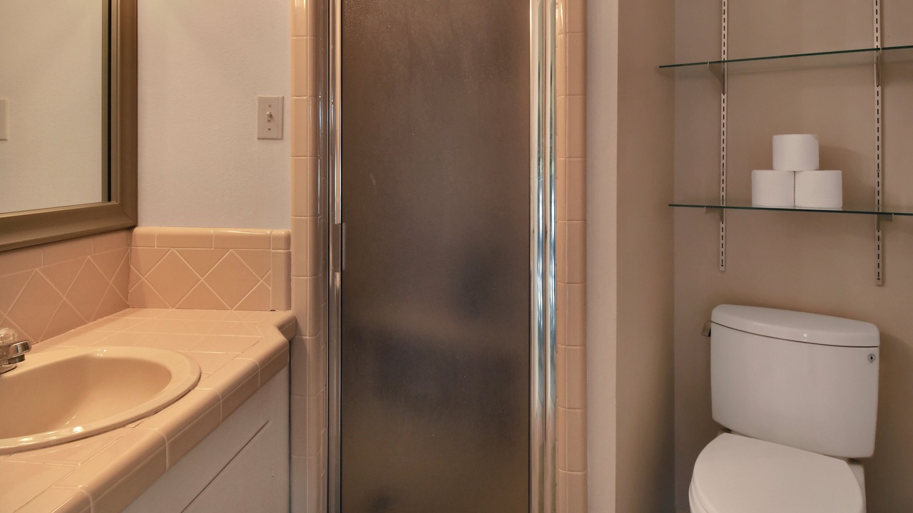 Photo of Bathroom in Buchanan Dam
